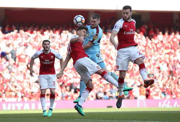 曼联陷入 曼联陷入