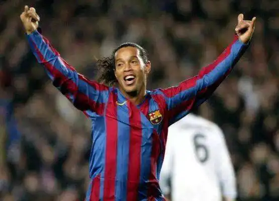 对手严密防 对手严密防