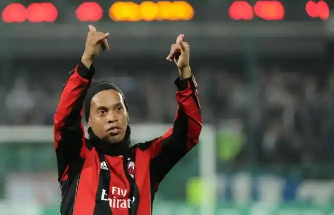 然锁定了欧 然锁定了欧